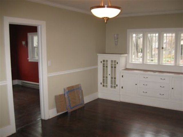 365 SW State St - Photo 7