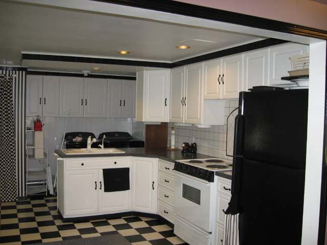 1007 N Bates Rd - Photo 2