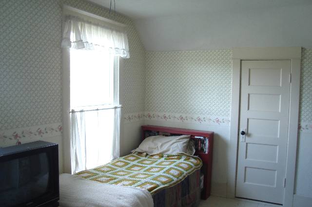 1704  E 14th Ave - Photo 6