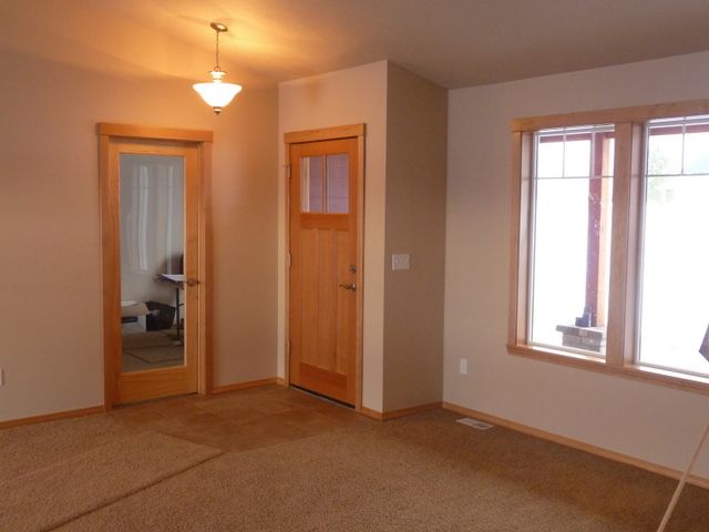 909  N High Desert Dr - Photo 9