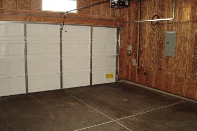 8918  N Oak Street - Photo 8