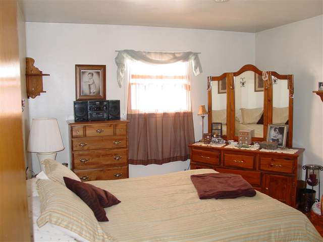 1303  E Rockwell - Photo 5