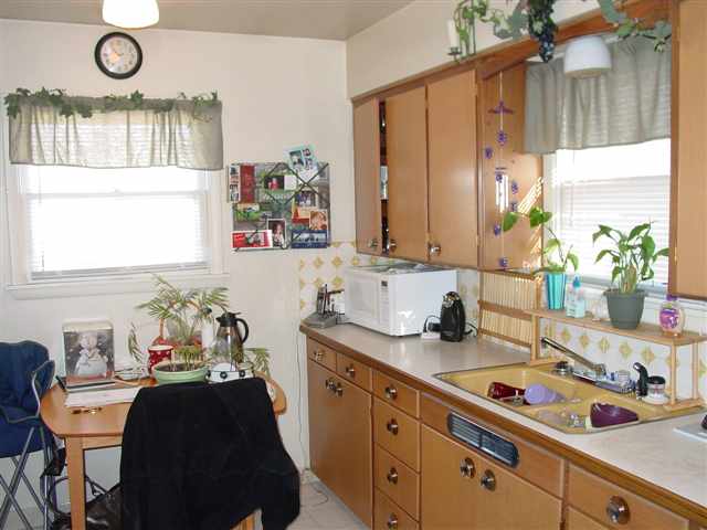 1303  E Rockwell - Photo 9