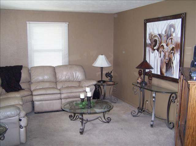 14821  E 8th Ave - Photo 3
