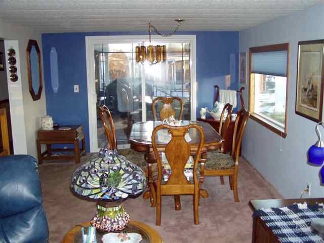 1410  N Hodges Rd - Photo 3