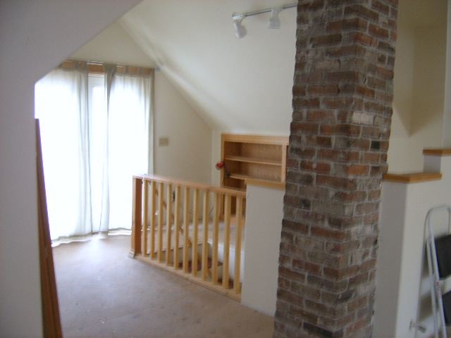 1121  S Spruce St - Photo 9