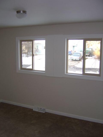 5907 N Greenwood Blvd - Photo 5