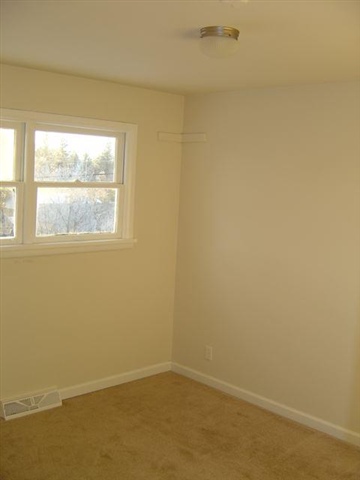 5907 N Greenwood Blvd - Photo 7