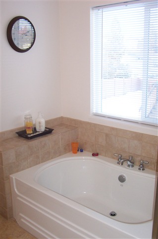 1502  S Chronicle Rd - Photo 5