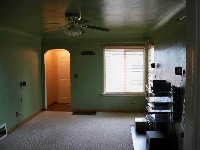 537  E Rich - Photo 3