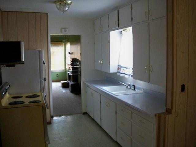 537  E Rich - Photo 6