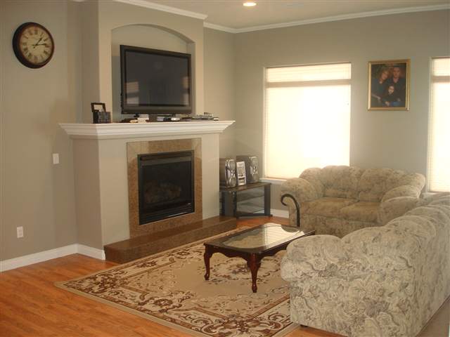 9023  N WARREN - Photo 4