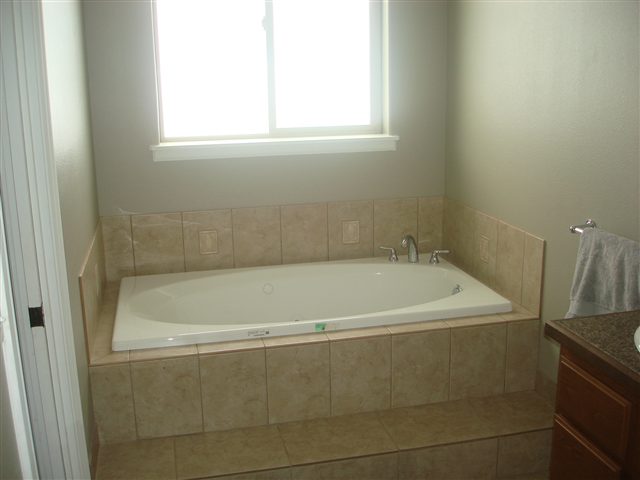 9023  N WARREN - Photo 9