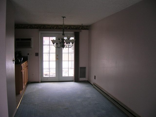 11220  E 11th Ave - Photo 4