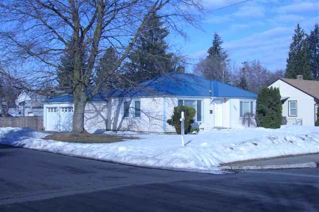 5303 N Elgin St - Photo 1