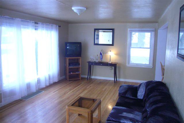 5303 N Elgin St - Photo 2