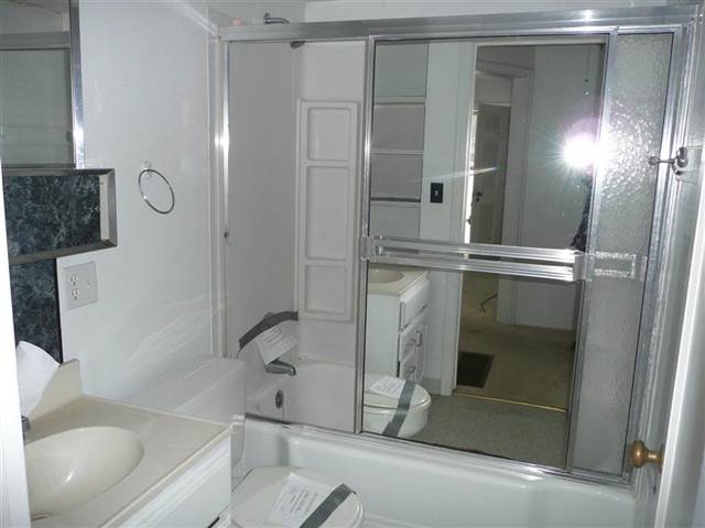 1418  E Glass Ave - Photo 4