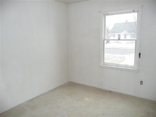 1418  E Glass Ave - Photo 6