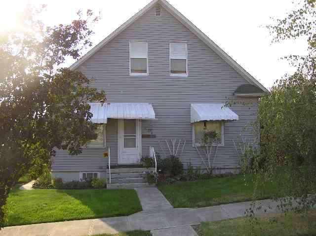 406 S Division - Photo 1
