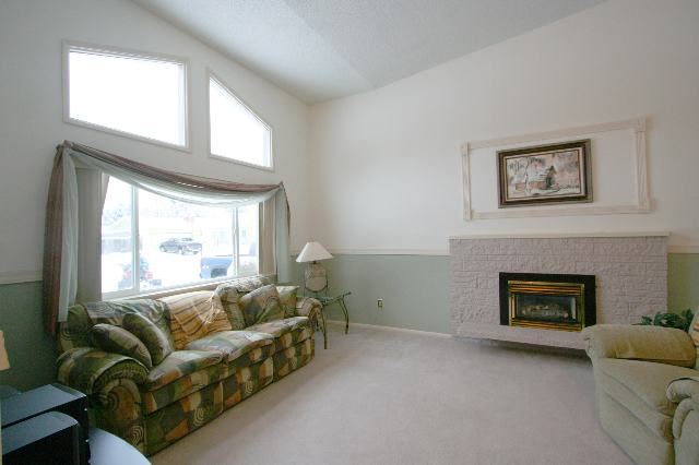 925  E Pinecone Ct - Photo 5