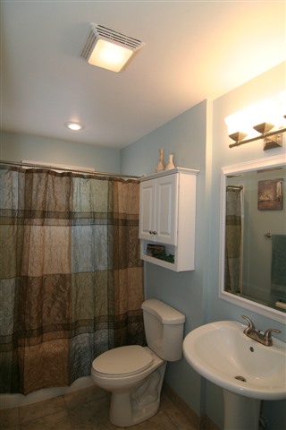 1108  S Greene St - Photo 7