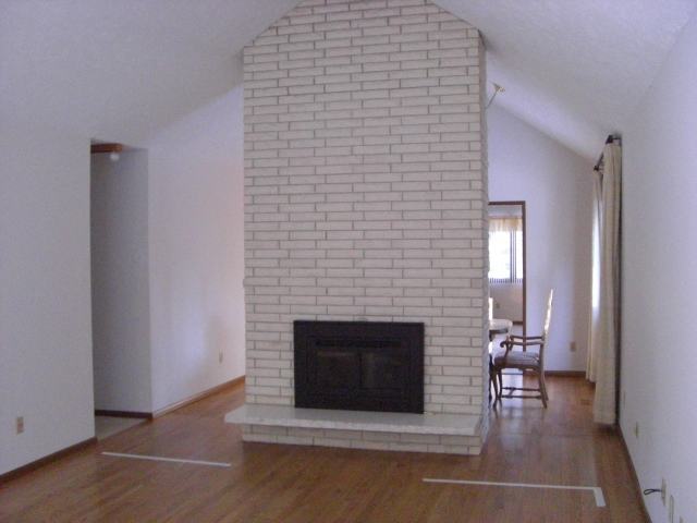 2935  S Howard St - Photo 3