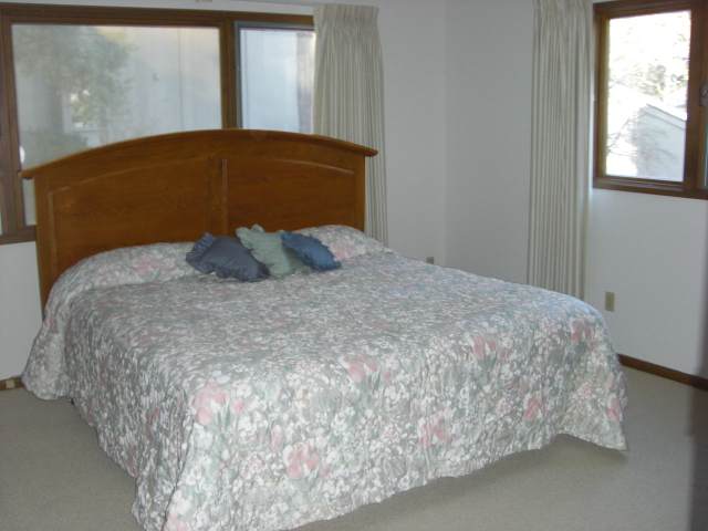 2935  S Howard St - Photo 5
