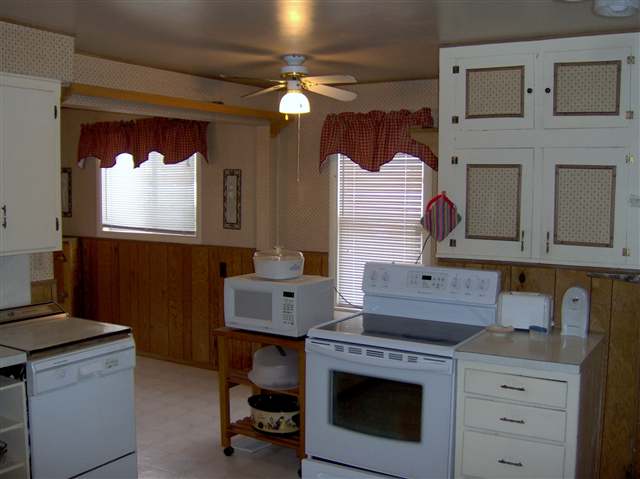 4227  N Lincoln St. - Photo 4