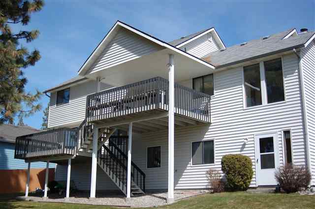7031  N Greenwood Blvd - Photo 9