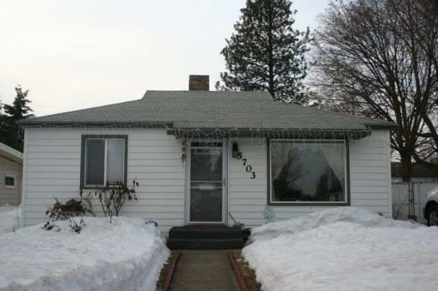 5703 N Lindeke - Photo 1