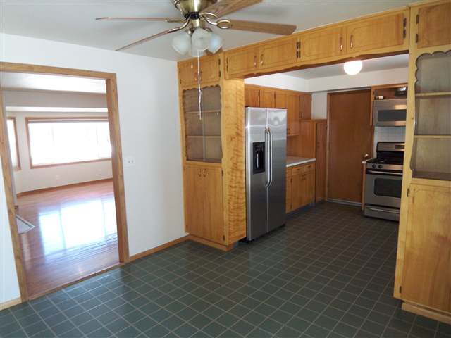 2806  S McDonald St - Photo 3