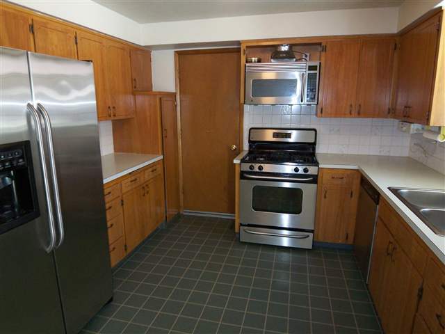 2806  S McDonald St - Photo 4