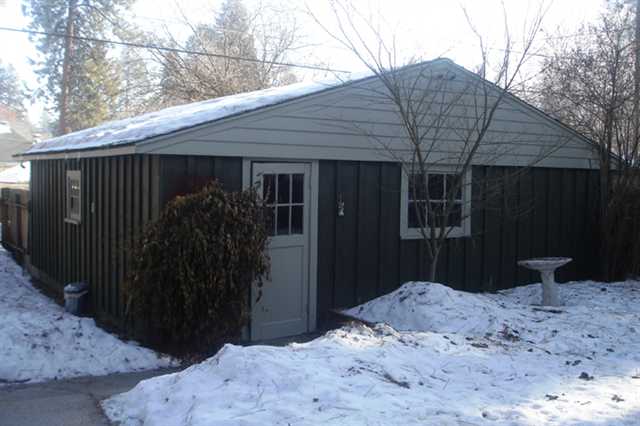 2711 S Manito Blvd - Photo 9