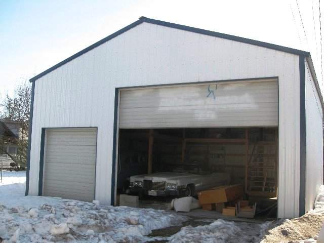 2111  E 6th Ave - Photo 8