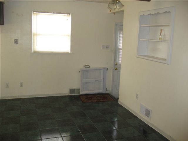 517 E ROCKWELL - Photo 5