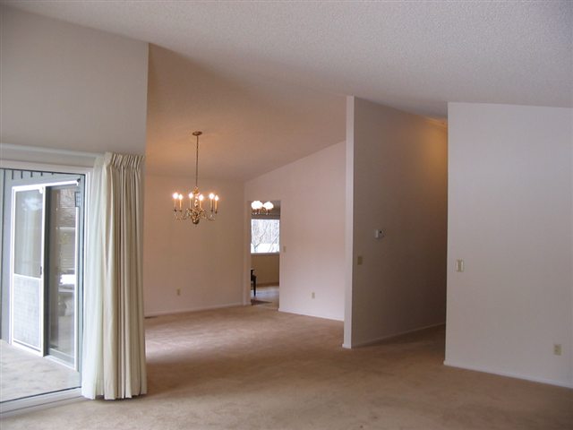 1907  E Rockwood Blvd - Photo 8