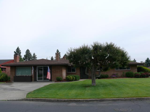 2125  W COURTLAND Ave - Photo 8