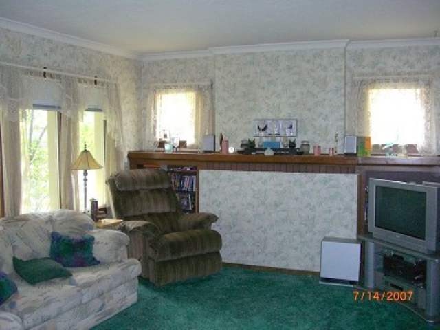 2627  E PACIFIC - Photo 3