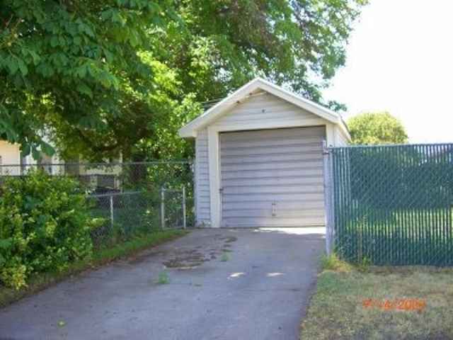 2627  E PACIFIC - Photo 5