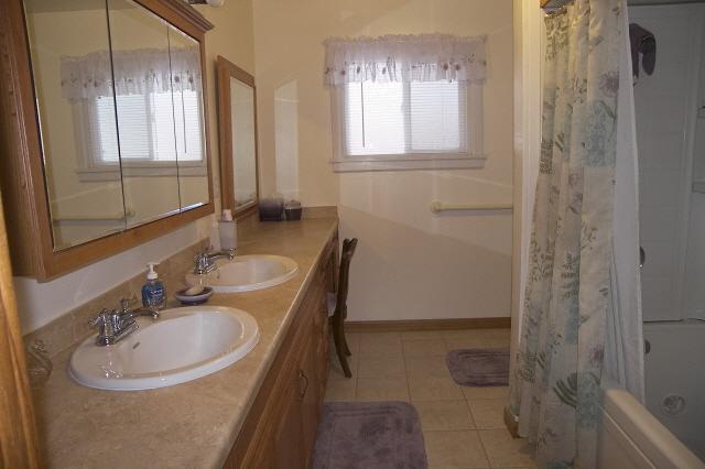 519  W 2nd St - Photo 7