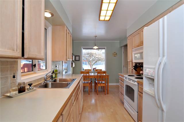 7006  N Fox Point Dr - Photo 4