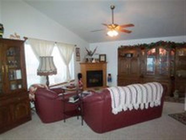 525 E Tara Lee - Photo 2