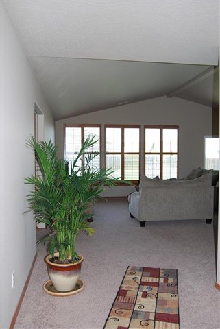 1013  N Oasis Ave - Photo 5