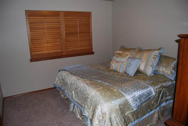 1013  N Oasis Ave - Photo 8