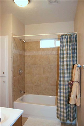 608  W SHANNON - Photo 6