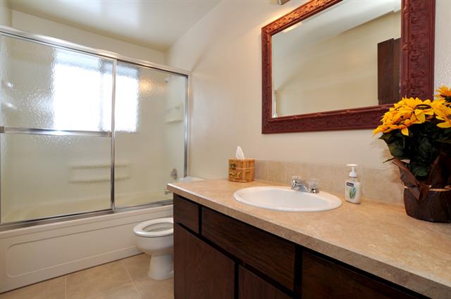 3829 E 7TH Ave - Photo 8