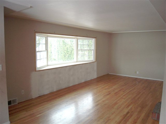 1702  N Edgerton Rd - Photo 3