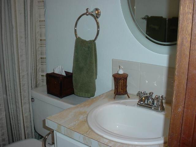 11913  E Maxwell Ave - Photo 7