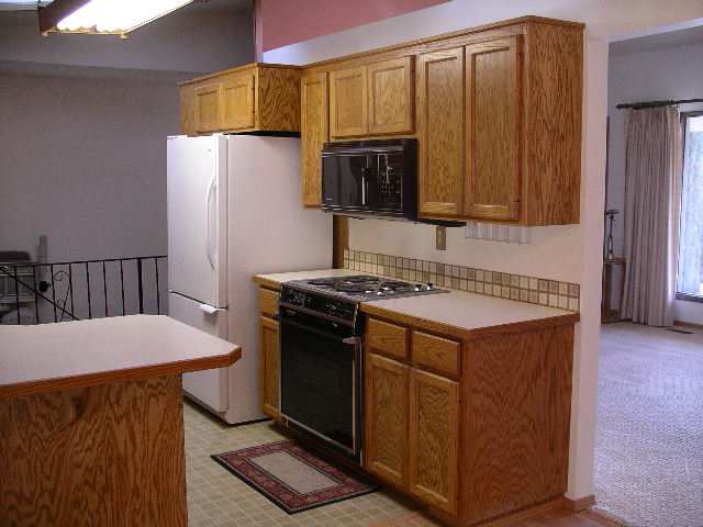 12405  E 24TH Ave - Photo 4