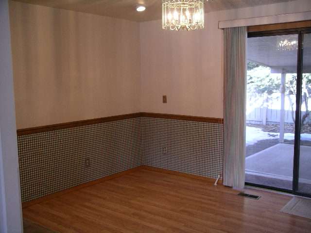 12405  E 24TH Ave - Photo 5